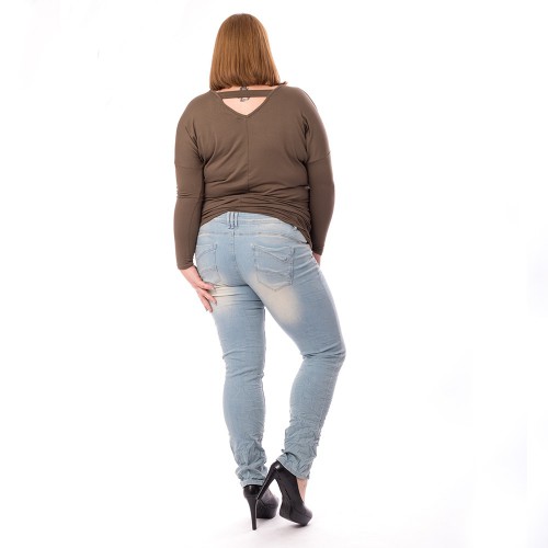 Dámská móda a doplňky - XXL Dámské jeans světle modré se zlatými knoflíčky