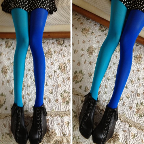 Dámská móda a doplňky - Dámské dvoubarevné punčochy