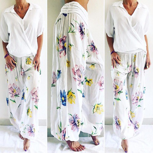 Dámská móda a doplňky - Dámské harémové kalhoty - sultánky bílé s květy