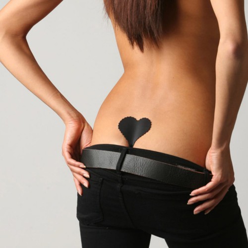 Dámská móda a doplňky - Kalhotky C - string - černé, bezešvé, neviditelné