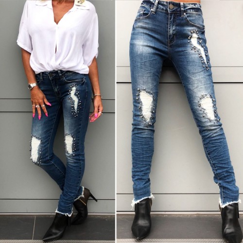 Dámská móda a doplňky - Tmavě modré jeans s perličkvou aplikací