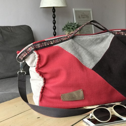 Dámská móda a doplňky - Verato Velká sešívaná taška