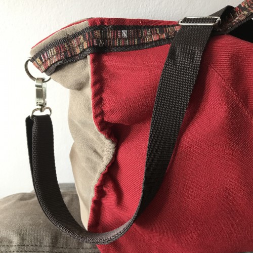 Dámská móda a doplňky - Verato Velká sešívaná taška