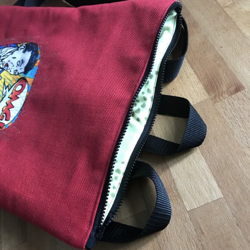 Dámská móda a doplňky - Verato Komiks batoh na laptop OMG