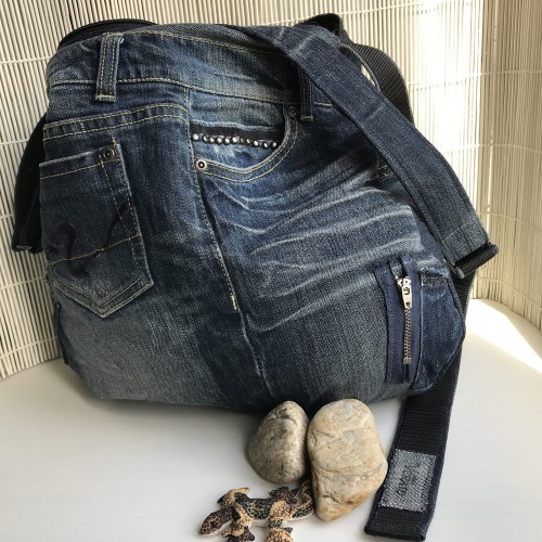 Dámská móda a doplňky - Verato Originální džínová tmavě modrá kabelka
