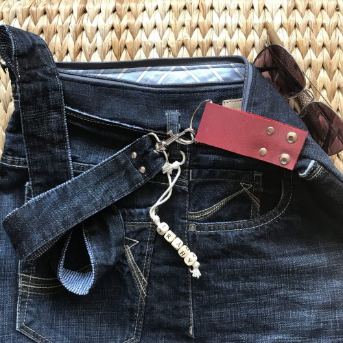 Dámská móda a doplňky - Verato Džínová kabelka s červenou kůží