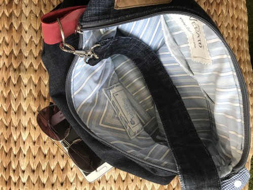 Dámská móda a doplňky - Verato Džínová kabelka s červenou kůží