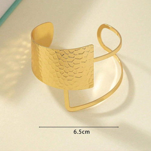 Dámská móda a doplňky - Módní geometrický náramek s manžetou